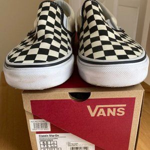 NIB 7.5 Women 6.0 Men Kids VANS Classic Slip-On Primary Check Black/White Shoes